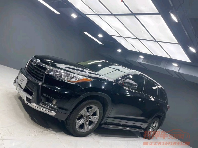 成都15年丰田汉兰达2