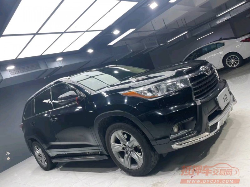 成都15年丰田汉兰达3