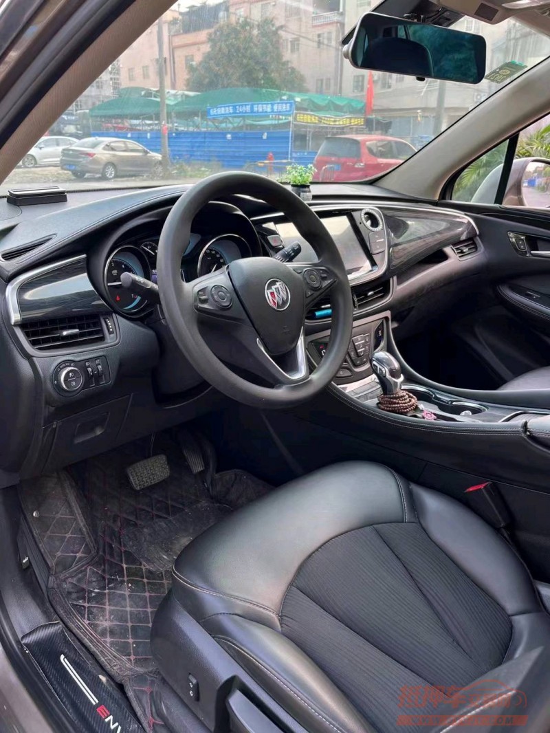 珠海17年别克昂科威9