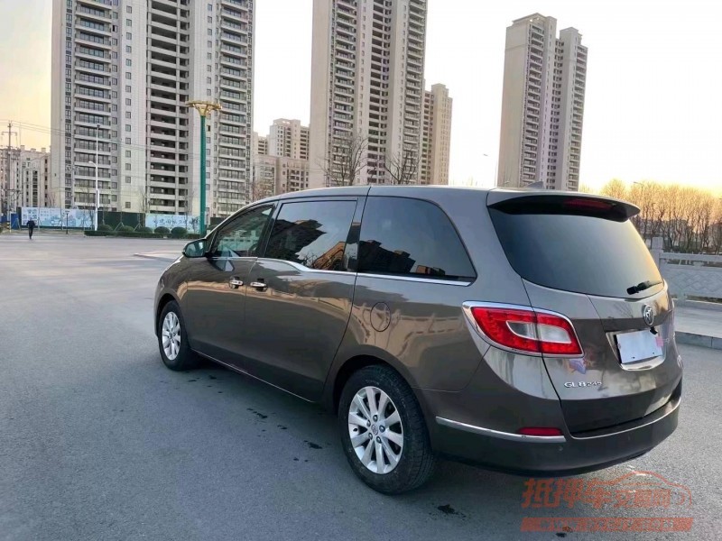 徐州16年别克GL84