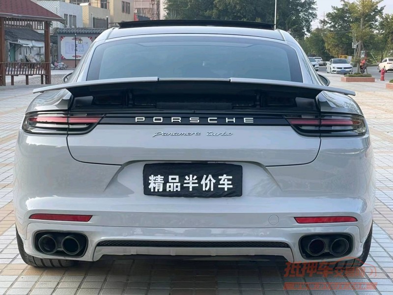 汕头18年保时捷帕拉梅拉9