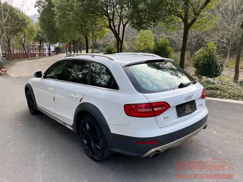 嘉兴13年奥迪A4L9