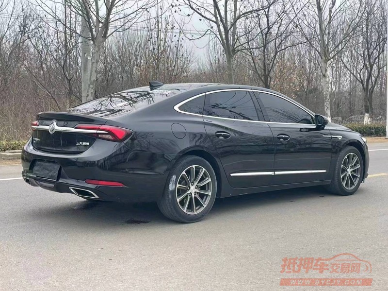 徐州20年别克君越2