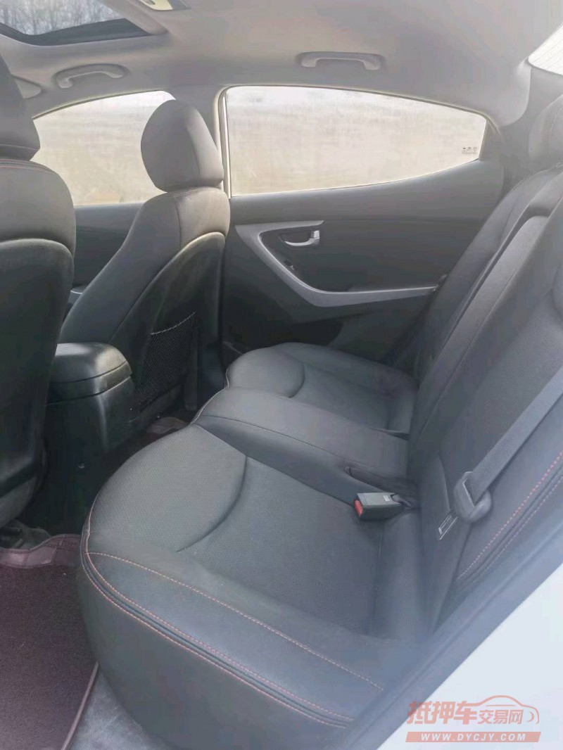 潍坊17年现代朗动4