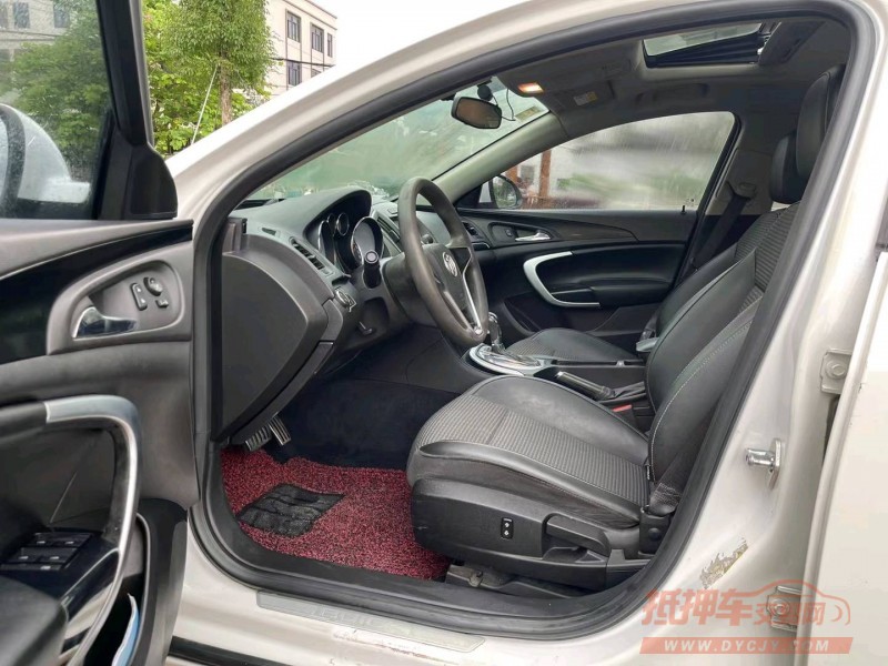 汕头16年别克君威4