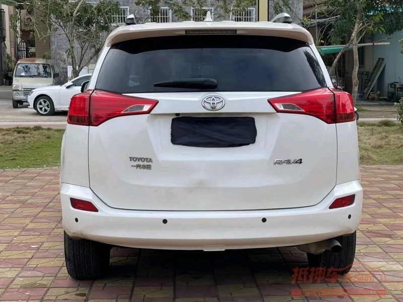 汕头16年丰田RAV4荣放9