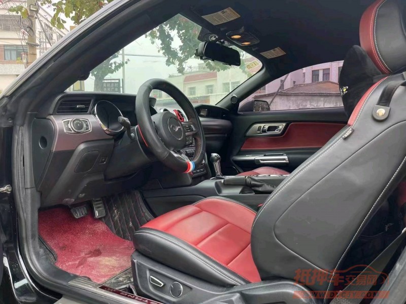 汕头16年福特野马4