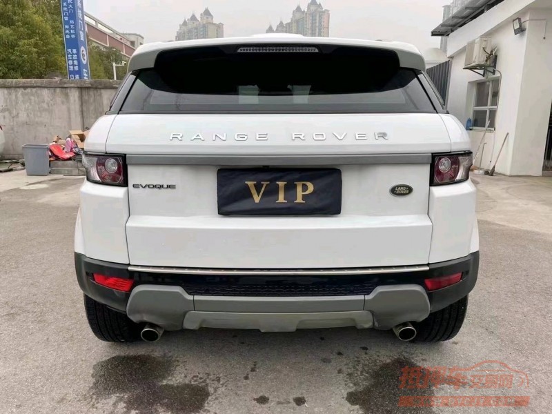 宜昌15年路虎揽胜极光(进口)2