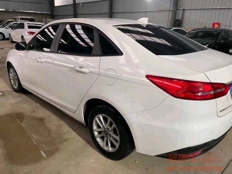 枣庄20年福特福睿斯7