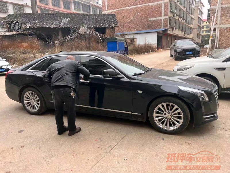 衡陽17年凱迪拉克CT62