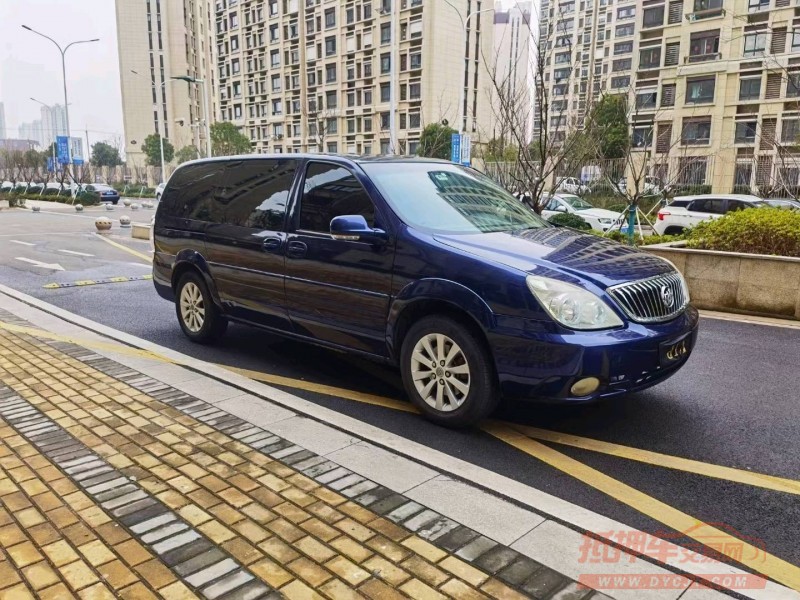 苏州13年别克GL82