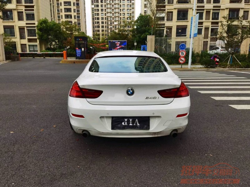 苏州13年宝马6系8