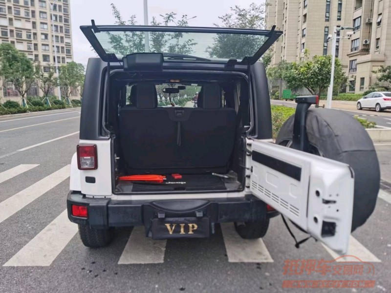 苏州16年Jeep牧马人8