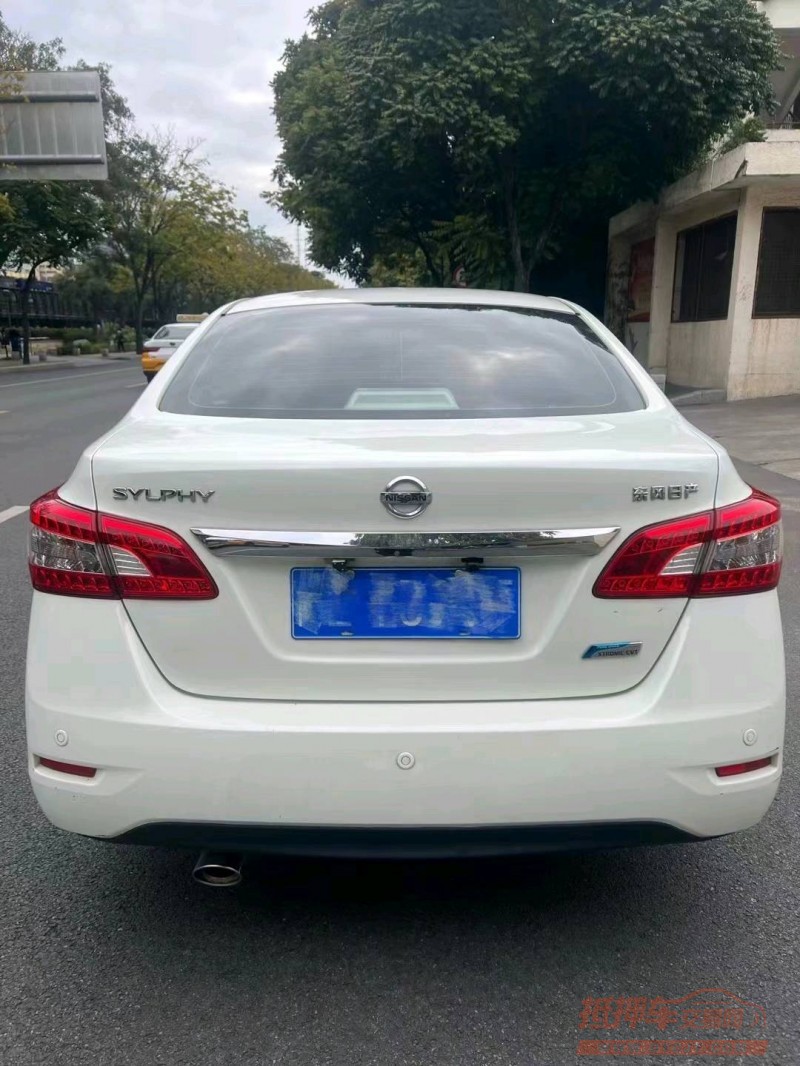 嘉兴15年日产轩逸6