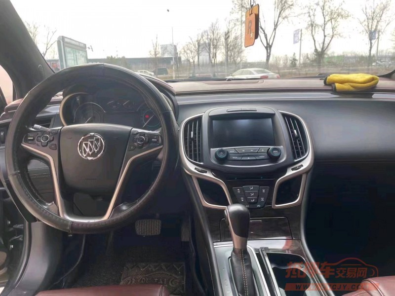 苏州16年别克君越7