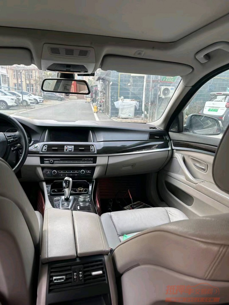 北京12年宝马5系6