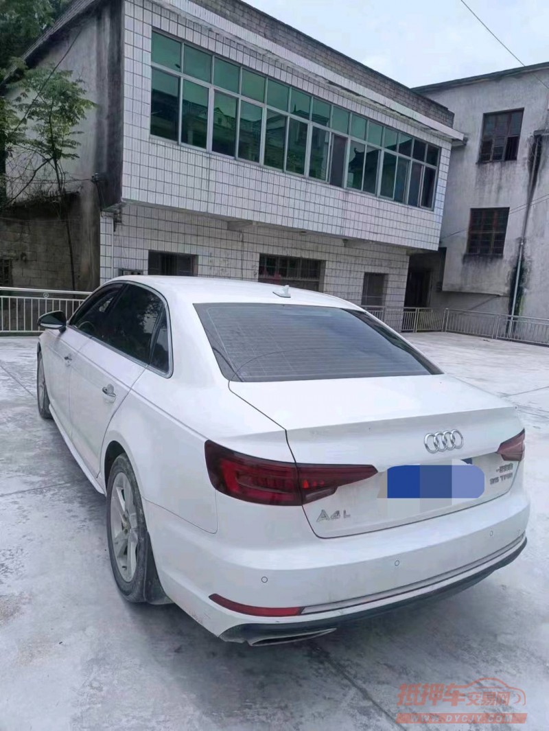 宜昌19年奥迪A4L3