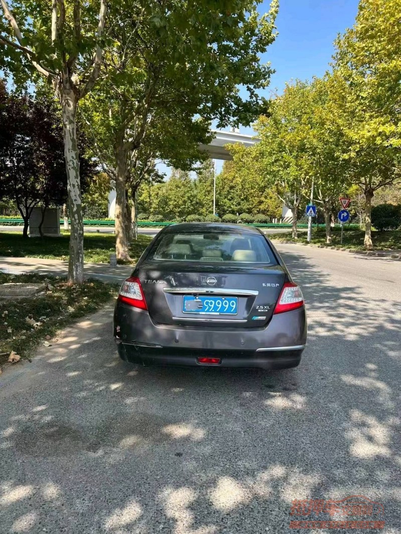 淮南11年日产天籁4