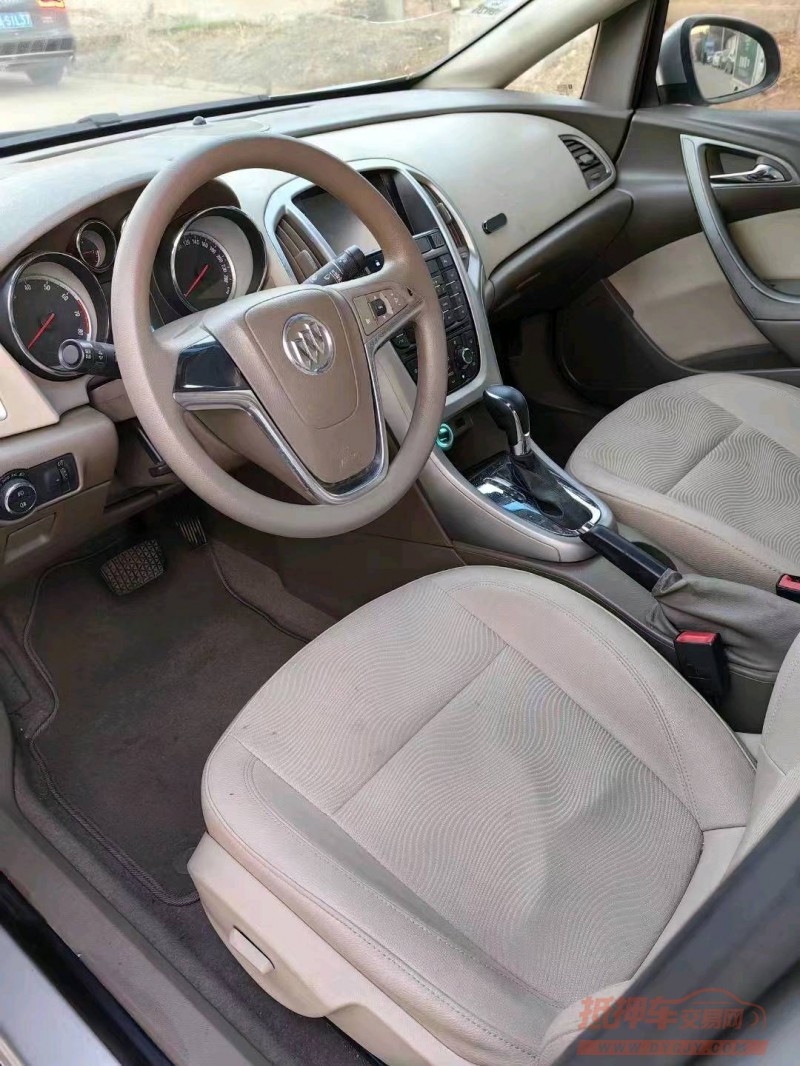 枣庄15年别克英朗5