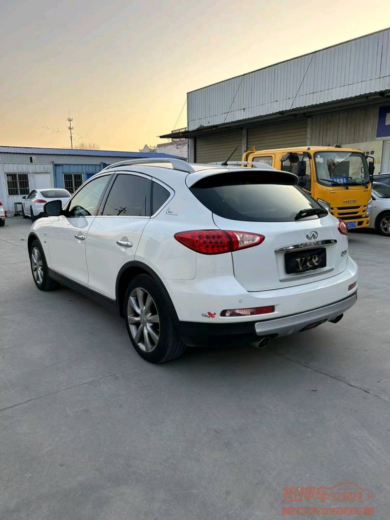 宿遷13年英菲尼迪QX505