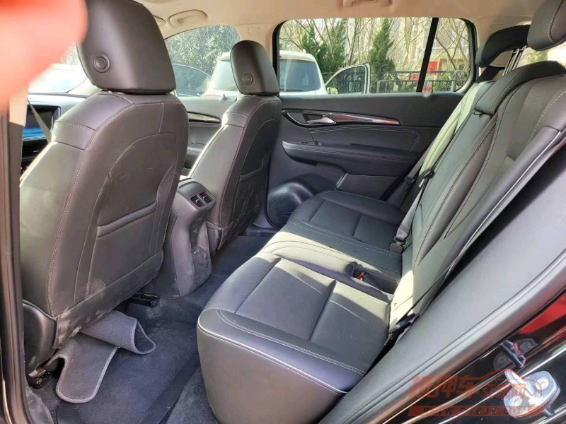 枣庄21年别克昂科威9