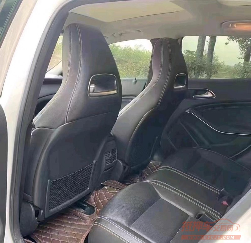 青岛19年奔驰GLA5