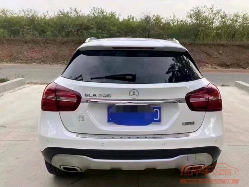 青岛19年奔驰GLA6
