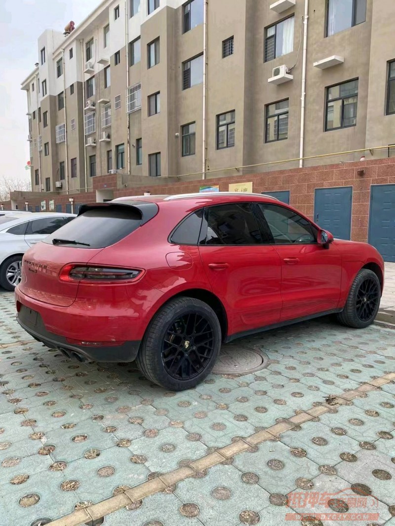 枣庄18年保时捷Macan2