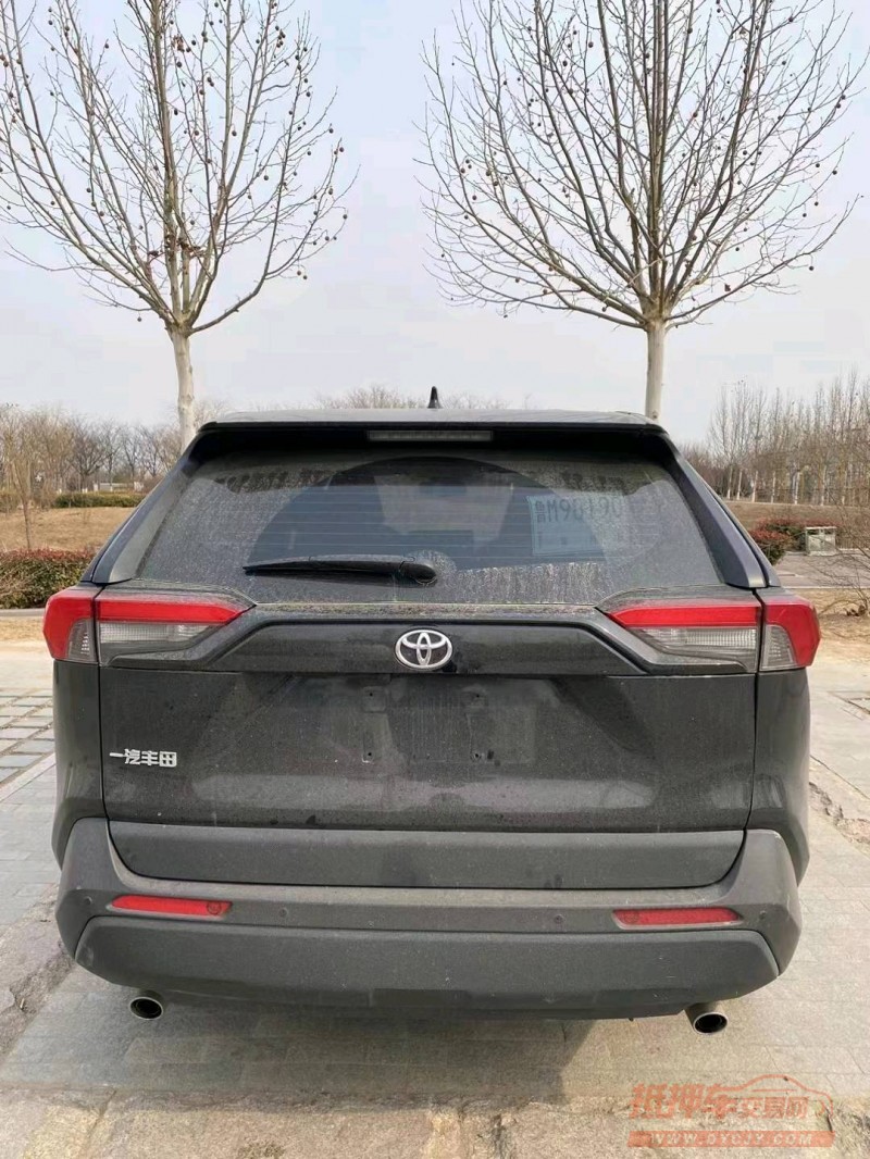 枣庄21年丰田RAV4荣放5