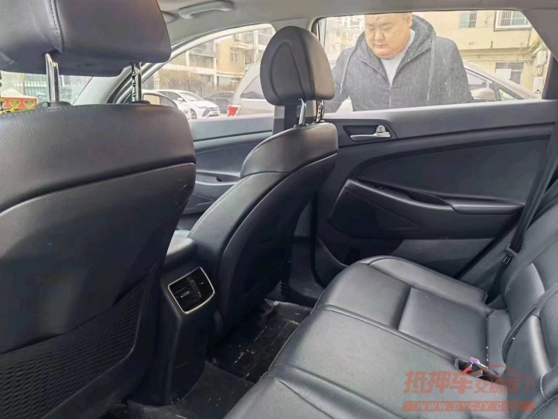 淮南17年现代途胜4