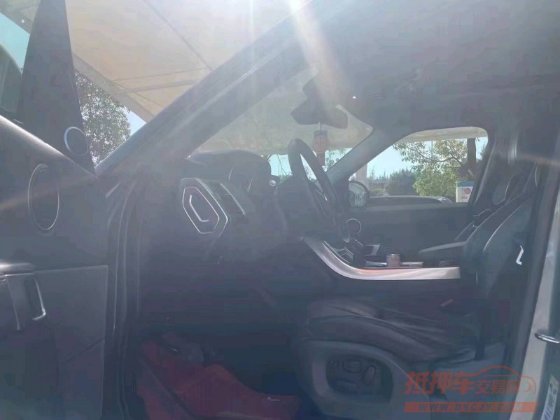 安顺14年路虎揽胜运动7