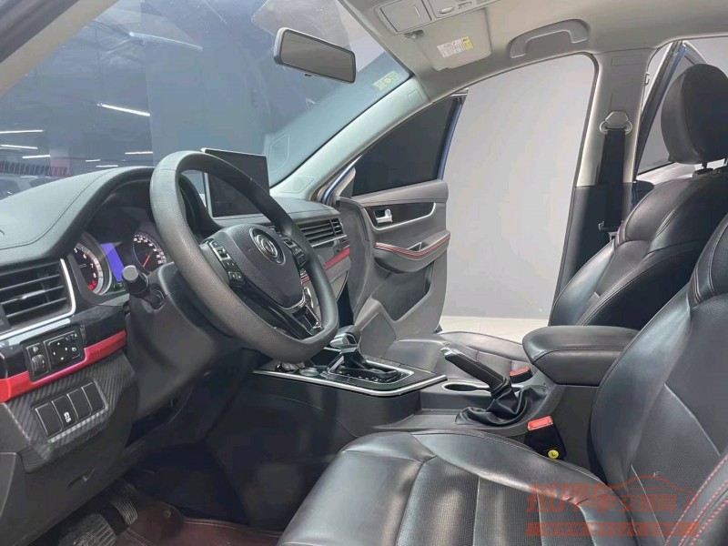 成都18年东风景逸5