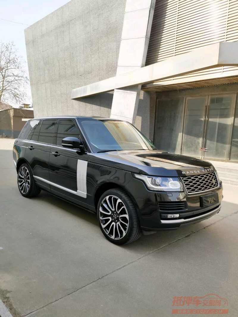 青岛13年路虎揽胜行政7