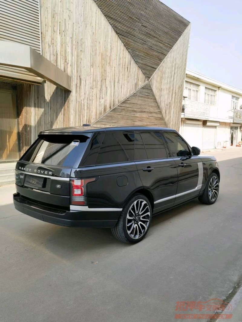 青岛13年路虎揽胜行政2