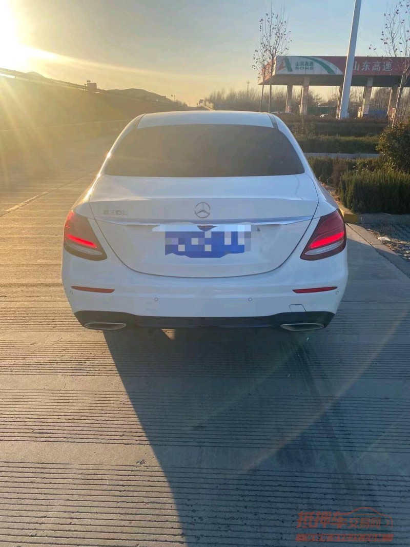 枣庄17年奔驰E2