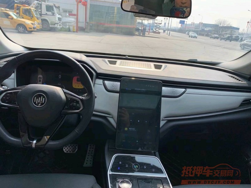 保定21年威马汽车EX-58