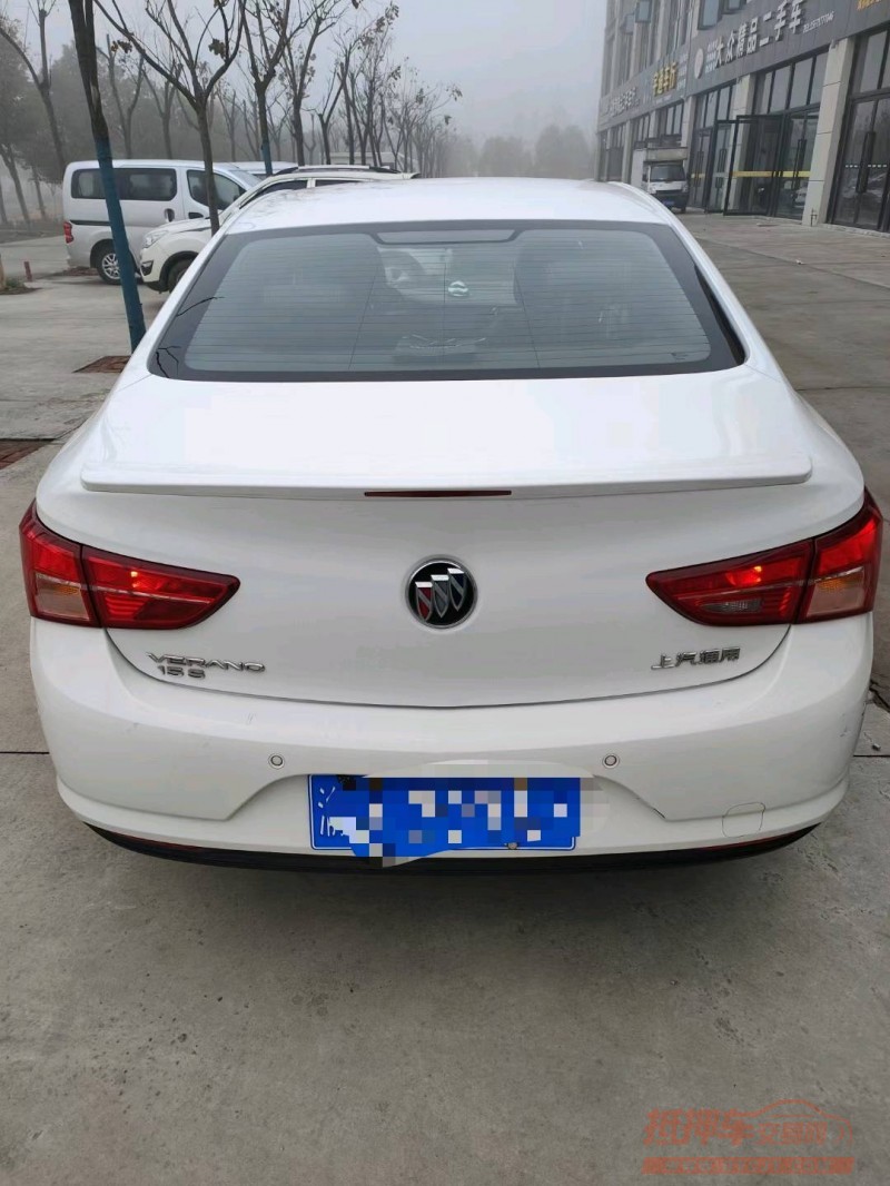 武汉18年别克威朗5