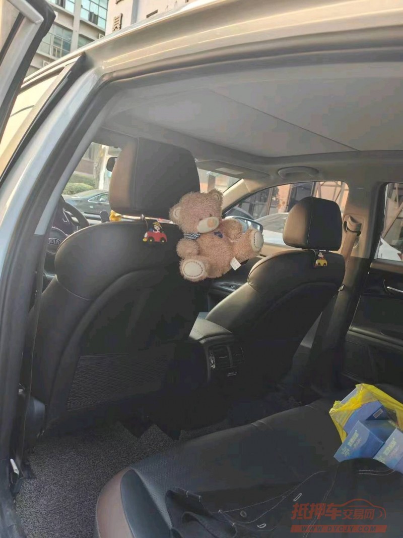 宜昌18年起亚凯绅7