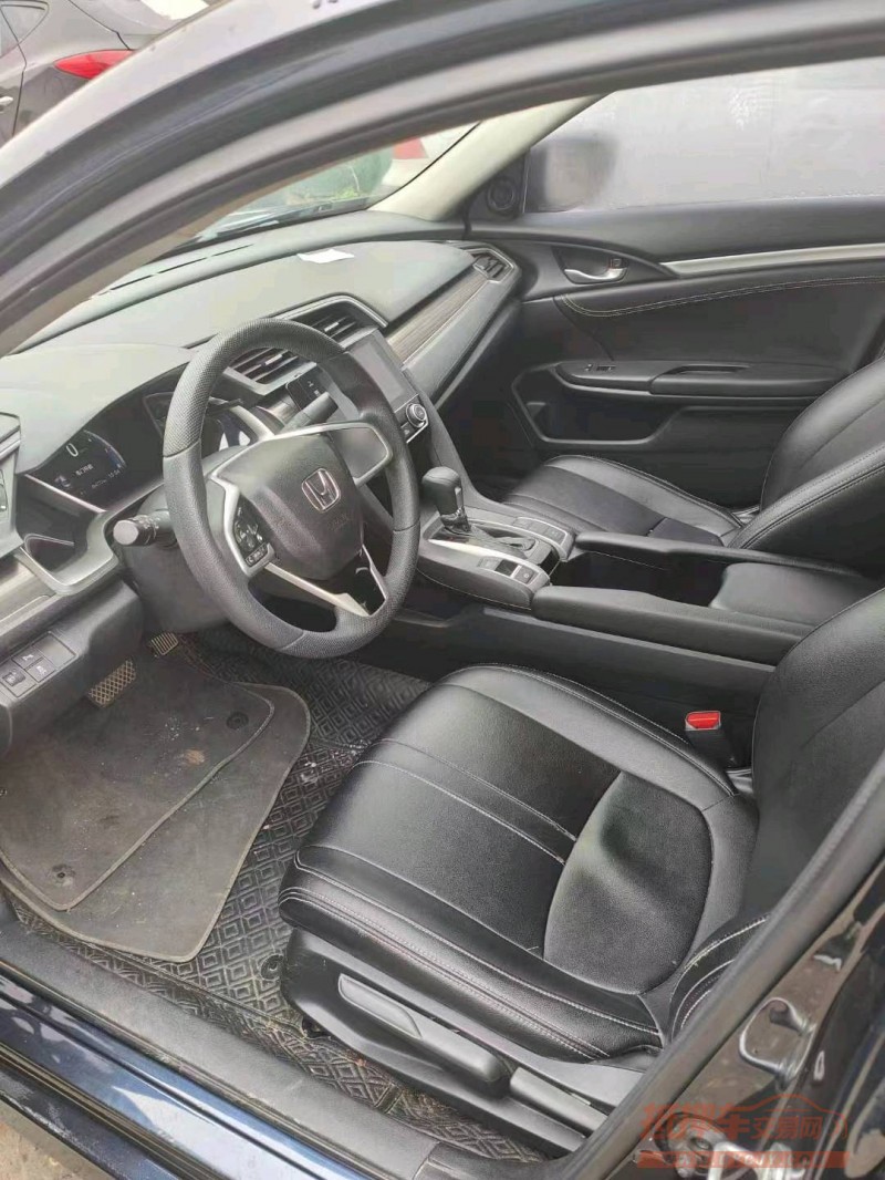 宜昌20年本田思域1