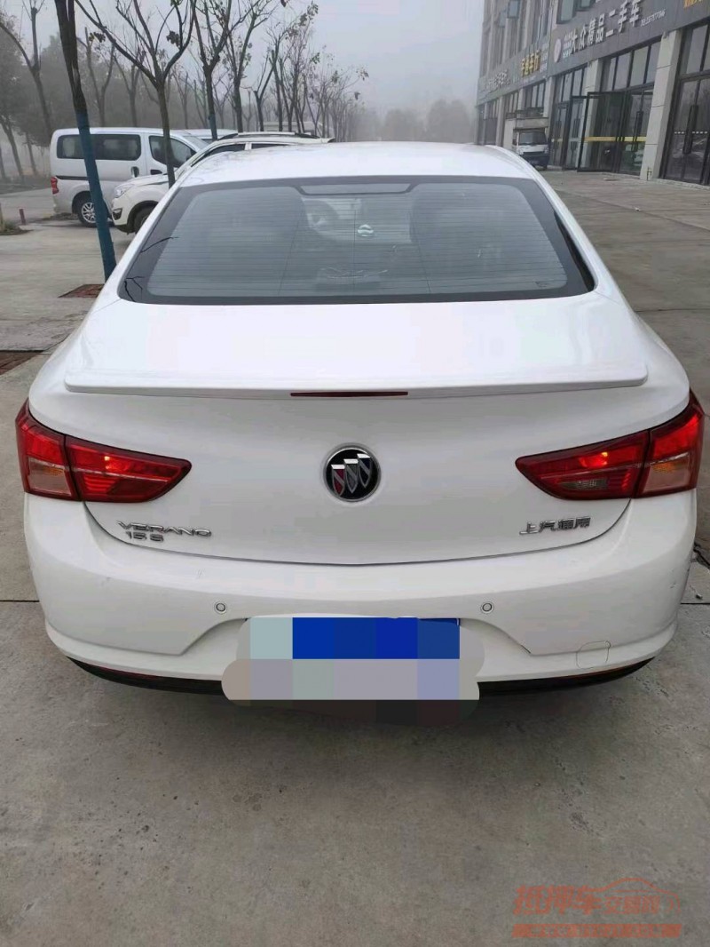 宜昌18年别克威朗6