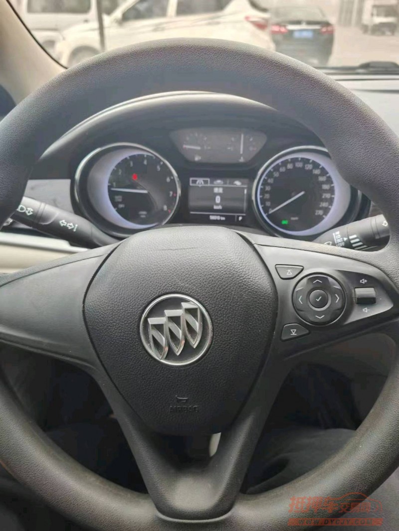 宜昌18年别克威朗4