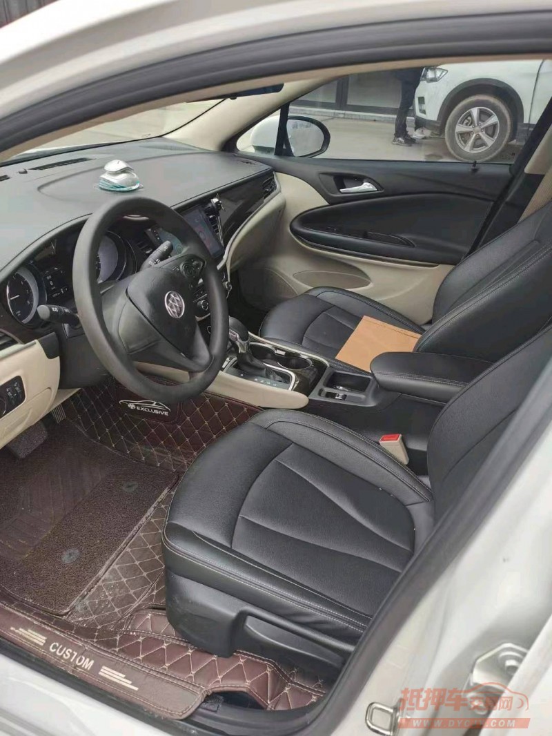 宜昌18年别克威朗1