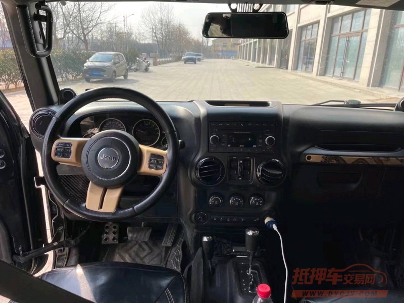 枣庄15年Jeep牧马人9