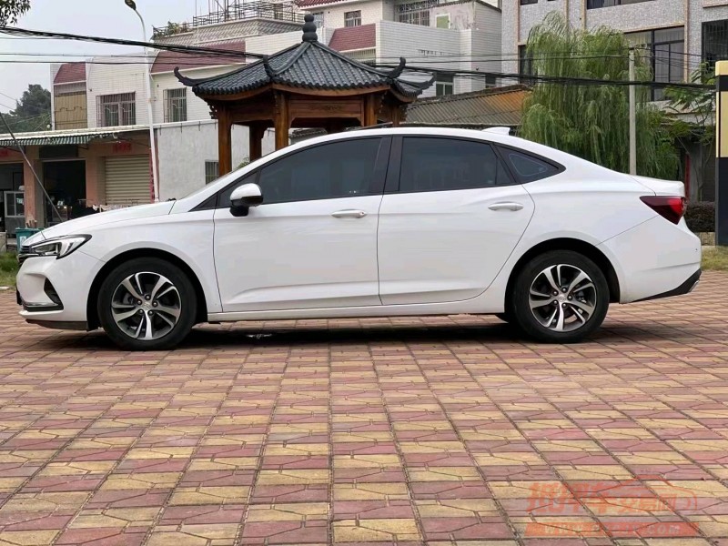 汕头21年别克威朗7