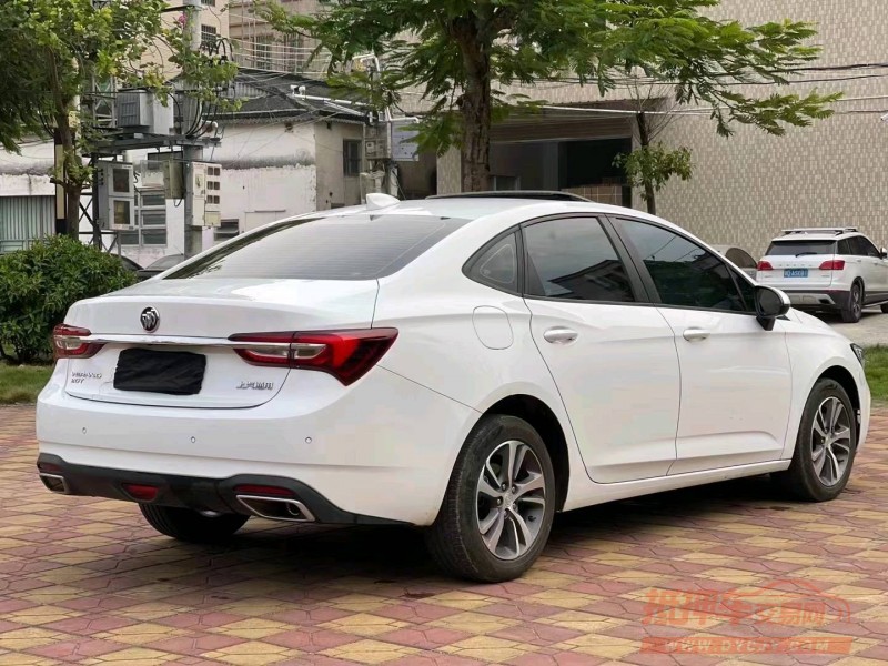 汕头21年别克威朗8