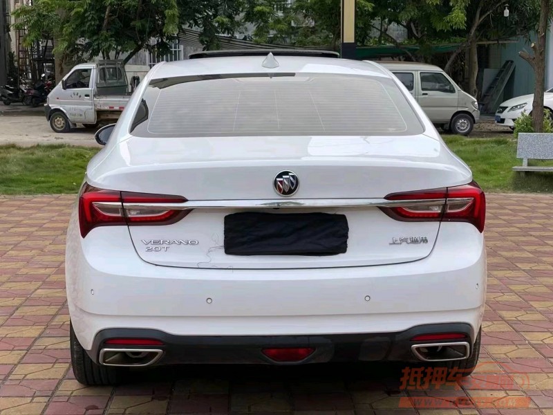 汕头21年别克威朗9