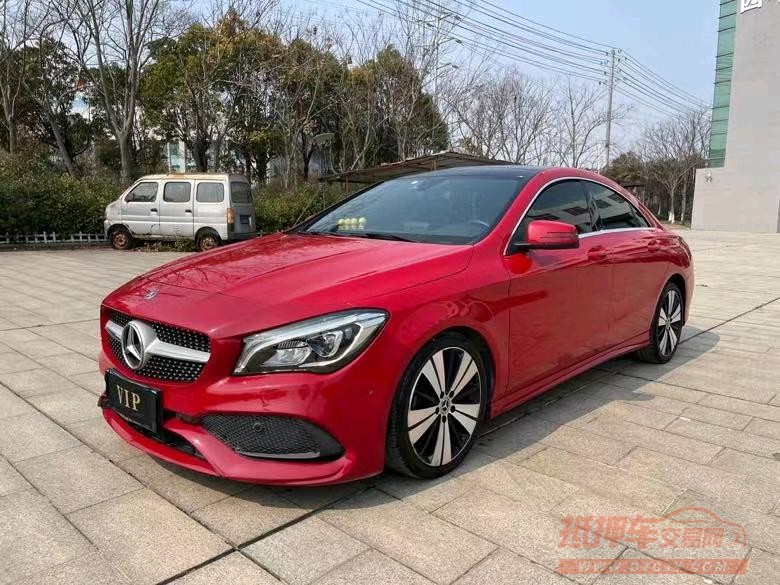 盐城17年奔驰CLA3