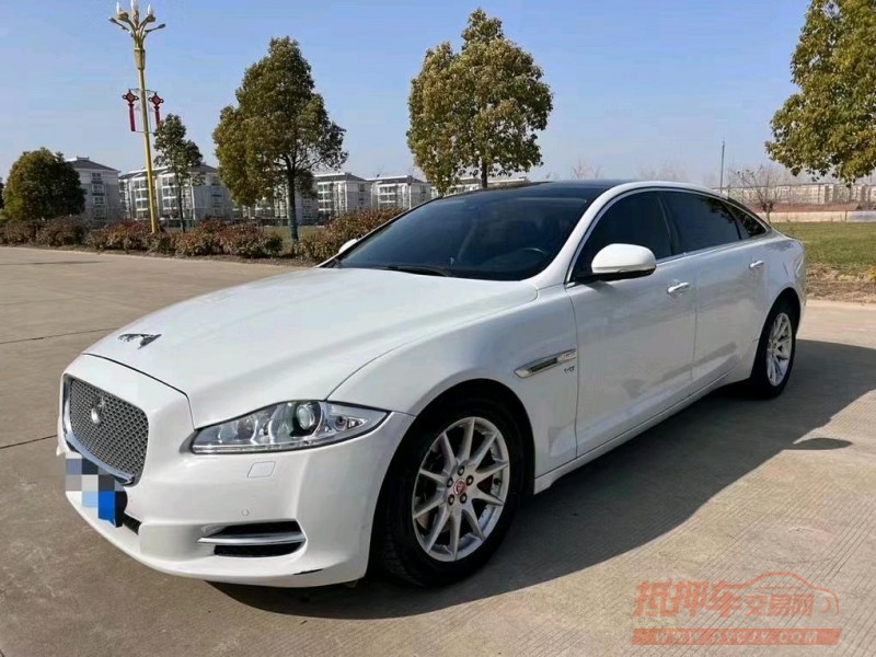 常州15年捷豹XJL8