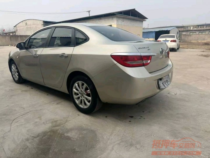 潍坊12年别克英朗8