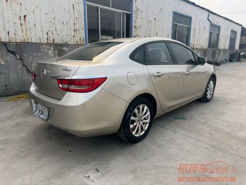 潍坊12年别克英朗7